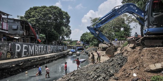 Normalisasi Kali Sentiong