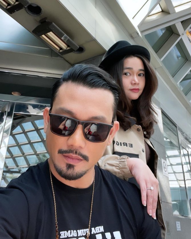 denny sumargo dan olivia di new york