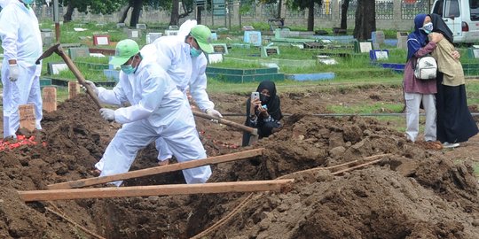 Pemprov DKI Makamkan 31.969 Jenazah dengan Protap Covid-19 Selama Pandemi