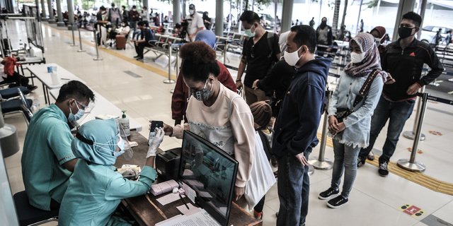 Mulai Besok, Tarif Rapid Test Antigen di Stasiun Turun Jadi Rp45.000