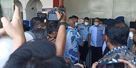 Bebas dari Penjara, Eks Wali Kota Cilegon Iman Ariyadi Dijemput Ratusan Orang