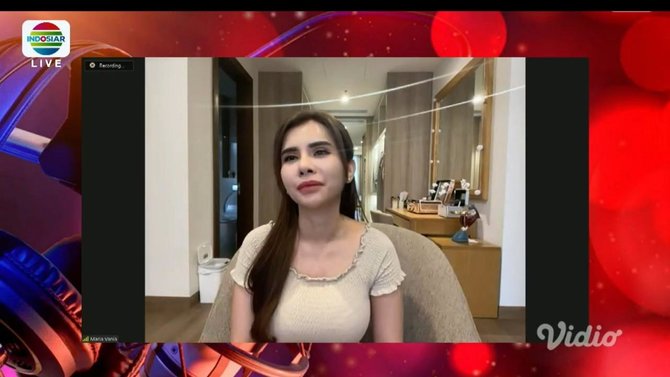 sosoknya kerap jadi sorotan maria vania ungkap kesulitan jadi presenter olahraga