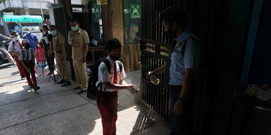 Disdik Kaget Disebut 25 Sekolah Jakarta Jadi Klaster Penularan Covid-19