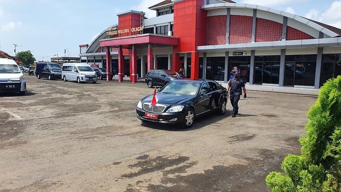 presiden jokowi di cilacap