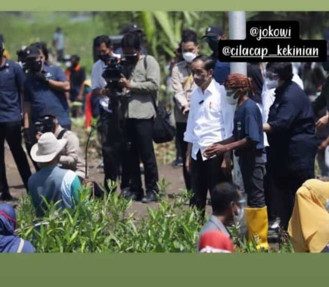 presiden jokowi di cilacap