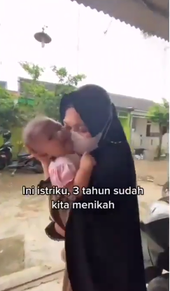wanita ini suka pinjam bayi tetangga ujungnya malah nangis