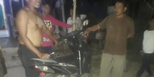 Cerita Apes Jambret di Indramayu, Motor 'Dicuri' Balik Korban Usai Gasak Handphone