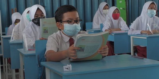 Tak Ada Klaster PTM, Pemkot Tangsel Akan Tambah Kapasitas Siswa Belajar di Kelas