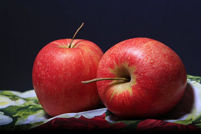 Sebuah apel berapa kalori
