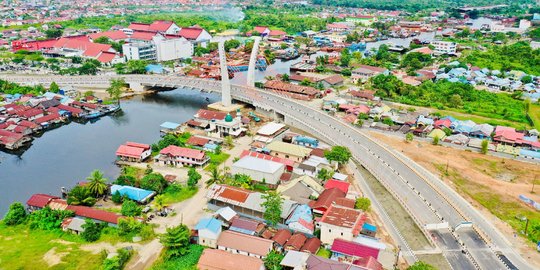 Presiden Jokowi Perintahkan Jembatan Sei Alalak Segera Dibuka