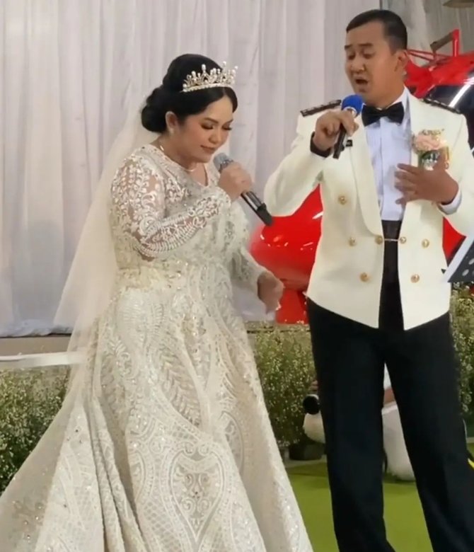 bahagia ini 4 potret pernikahan joy tobing dan kolonel cahyo permono