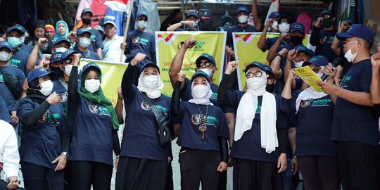 Pedagang Pasar di Lombok NTB Dukung Sandiaga Jadi Capres 2024