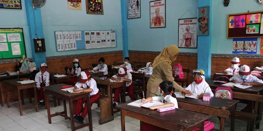 Pelaksanaan PTM 1.509 Sekolah di Jakarta Dimulai 1 Oktober