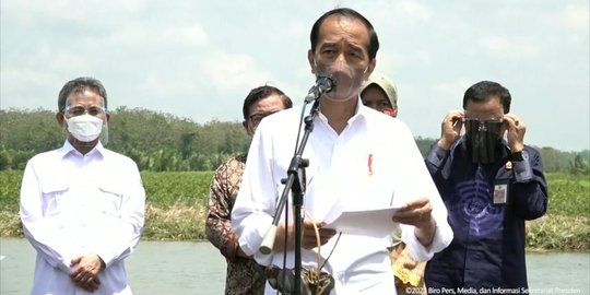 Jokowi:  Bersiap Hidup Berdampingan, Covid-19 Tak akan Hilang dalam Waktu Lama
