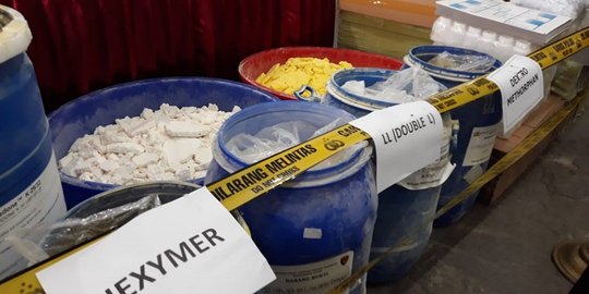 Bareskrim Polri Bongkar Dua Pabrik Penghasil Jutaan Obat Hexymer dan Tramadol di DIY