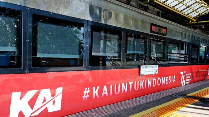 kereta api indonesia semarakkan hur ri ke 76