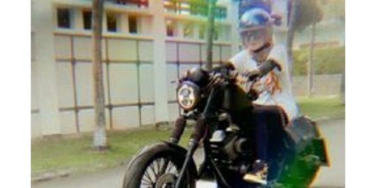 Olla Ramlan Ternyata Jago Bawa Motor, Ini Potretnya Geber di Jalan - Vimarsana News