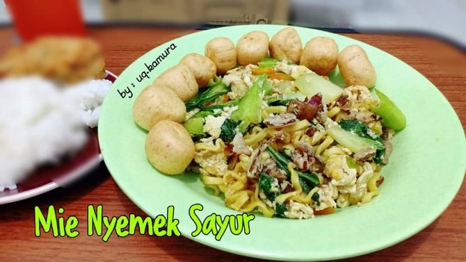 resep mi nyemek pedas