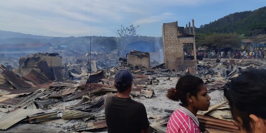 Pemkot Jayapura Bangun Tenda Sementara Bagi 1.000 Korban Kebakaran