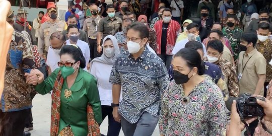 Menkes Budi Gunadi Peroleh Gelar Bangsawan dari Paku Buwono XIII