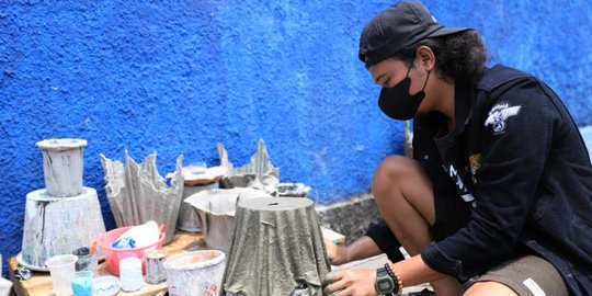 Inovasi Kelompok Pemuda di Tangerang Ini Patut Diapresiasi, Bikin Pot dari Kain Bekas