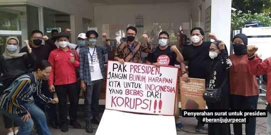 Jokowi Dapat Surat 1.505 dari Warga Minta Polemik Pegawai KPK Diselesaikan