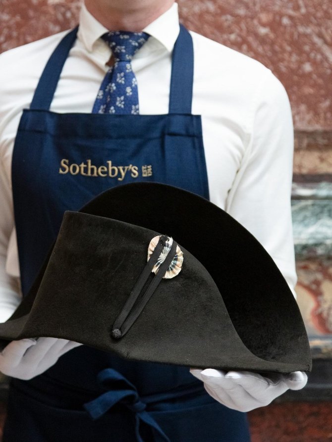 topi napoleon bonaparte dilelang di sotheby039s