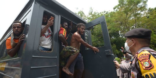 Demo di Kedubes AS, Mahasiswa Papua Dibubarkan Paksa Polisi