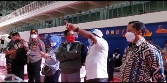 Menko Polhukam Mahfud Bareng Mendagri Tito Terbang ke Papua Cek PON XX
