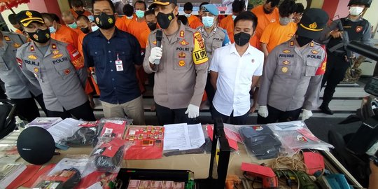 Digerebek Polisi, PNS di Badung Simpan Sabu di Pura