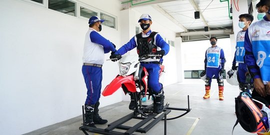 Astra Honda Motor Gelar Pelatihan Perdana di Safety Riding Park, Cikarang