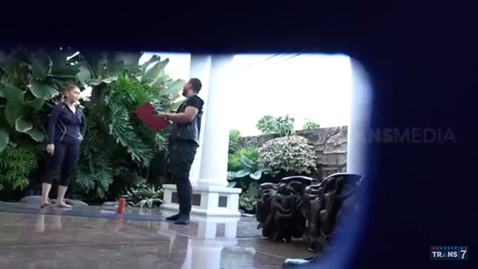 inul didatangi debt collector