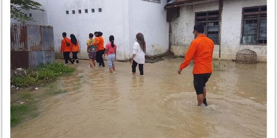 Banjir di Kota Solok, Warga Butuh Terpal dan Alat Pembersih Rumah