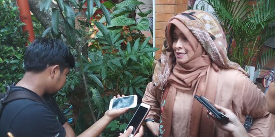 Bersurat ke Amien Rais, Neno Warisman Nyatakan Mundur dari Partai Ummat