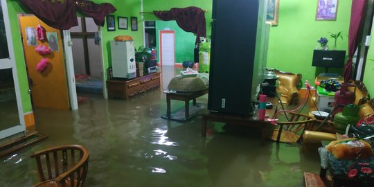 10 Kecamatan di Kapuas Hulu Terendam Banjir, Akses Jalan Putus