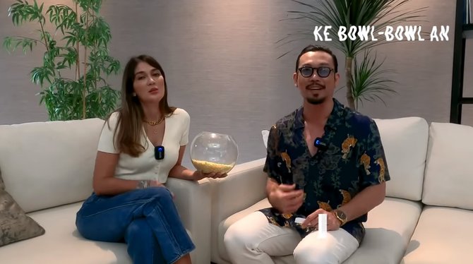 denny sumargo sebut artis ini ribet kalau sedang kolaborasi risih dengan pakaiannya