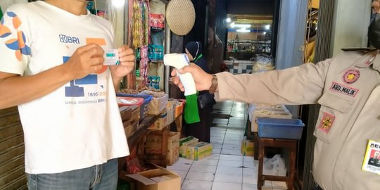 Masuk Pasar Cipete Utara Kini Wajib Tunjukkan Sertifikat Vaksin Covid-19