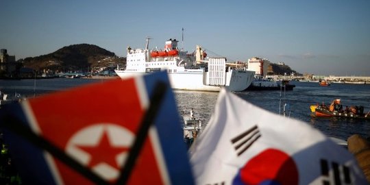 Korea Utara & Korea Selatan Sambung Kembali Saluran Komunikasi yang Terputus