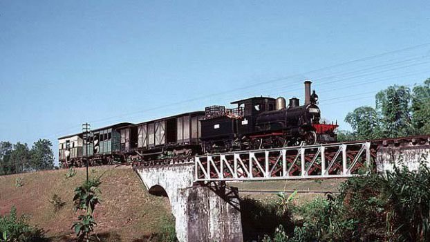 kereta api ponorogo madiun zaman kolonial belanda