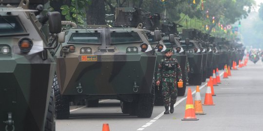 Jokowi: TNI Diandalkan Bantu Warga Hadapi Bencana Alam Sampai Covid-19