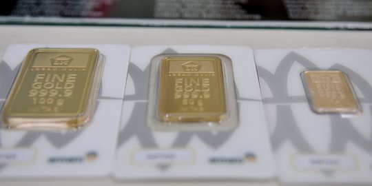 Turun Rp2.000, Harga Emas Dibanderol Rp922.000 per Gram