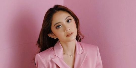 Potret Natalie Zenn Pemain 'Naluri Hati' yang Tampil Cantik Pakai Baju Warna Pink