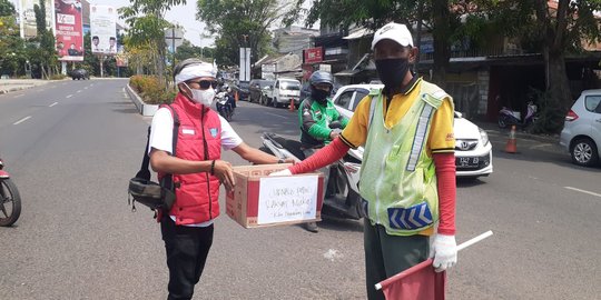 Kemiskinan Ekstrem di Karawang, Wartawan 'Ngencleng' untuk Disumbangkan ke Warga