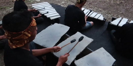 Unik Alat Musik Gamelan di Majalengka Terbuat Dari Batu, Begini Potretnya