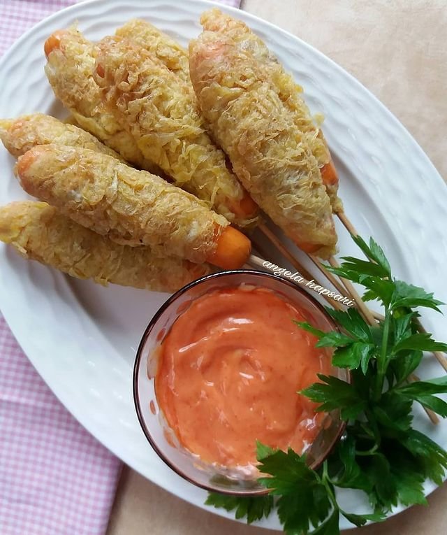 9 resep sosis gulung gurih dan renyah camilan lezat mudah dibuat