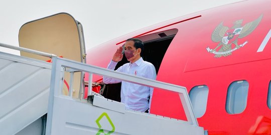 Kunjungan Kerja ke Bandung, Jokowi Pimpin Upacara Penetapan Komponen Cadangan TNI