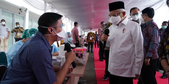 Ke Jateng, Wapres Tinjau Vaksinasi dan Pimpin Rakor Penanggulangan Kemiskinan Ekstrem