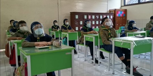 69 Warga Sekolah Terkonfirmasi Positif Covid Selama Pelaksanaan PTM Kota Tangerang