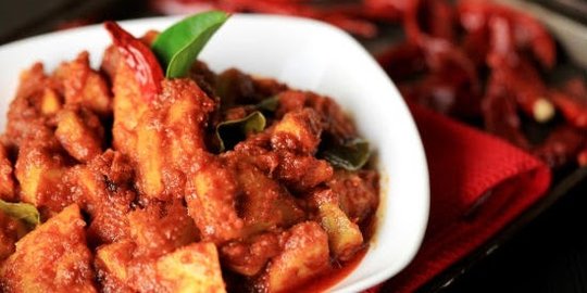 Mencicipi Pajri Nanas, Kuliner Khas Melayu yang Terkenal di Medan