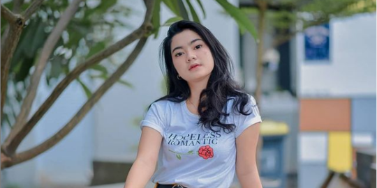 Main di Love Story The Series, Intip Perjalanan Karier Ratu Aulia